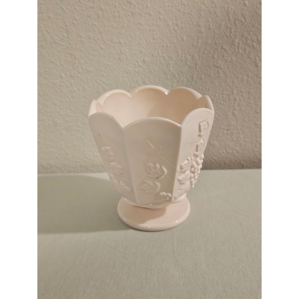 Napco Ceramics Pink Milk Glass Style Footed Planter Grape Motif Cleveland‎ Ohio